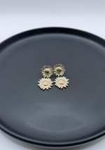 Arete largo de girasoles