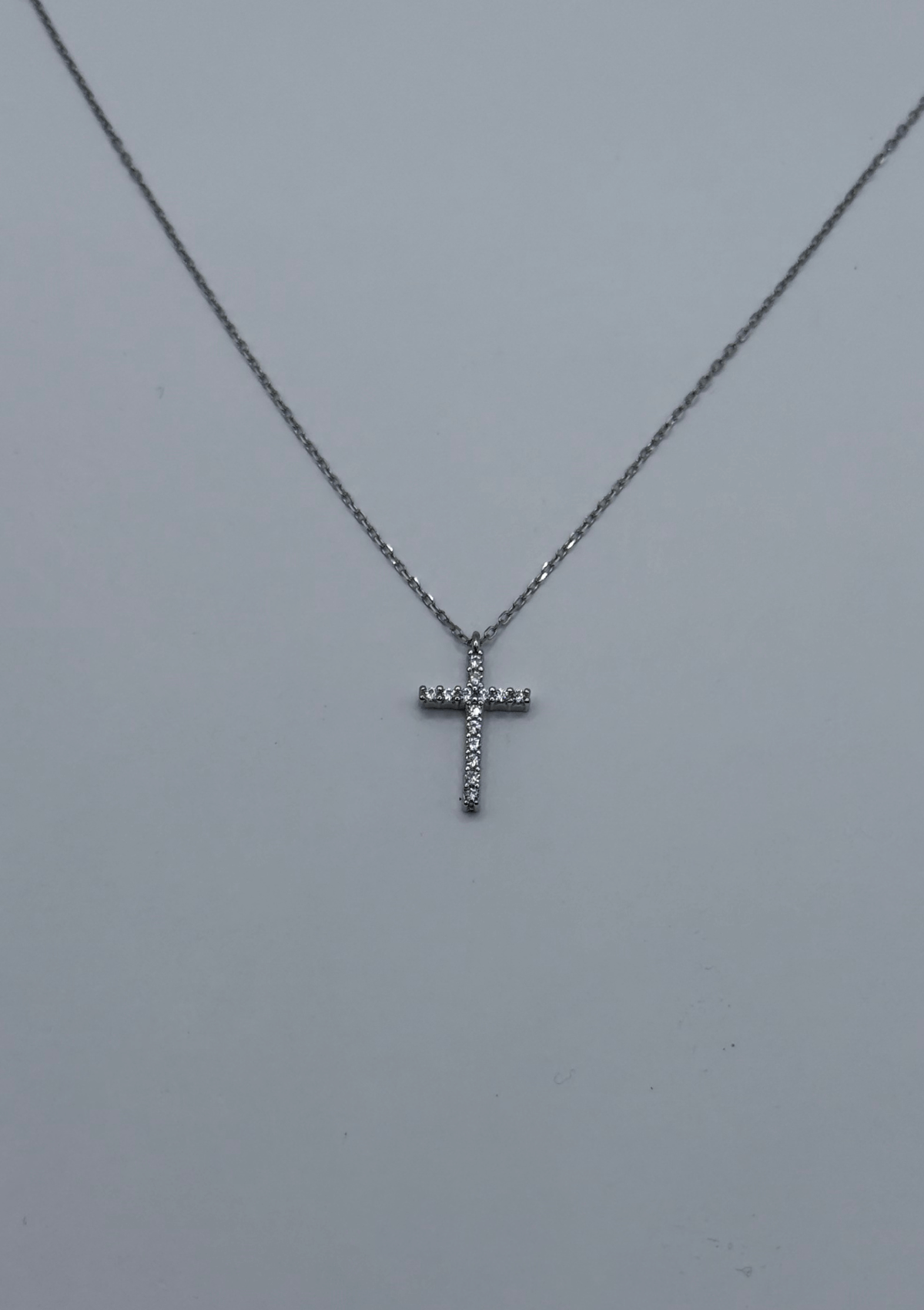 Collar con cruz de plata 925