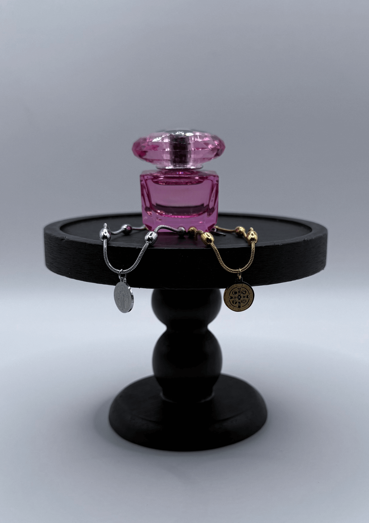 Pulsera cola de raton medalla de san benito