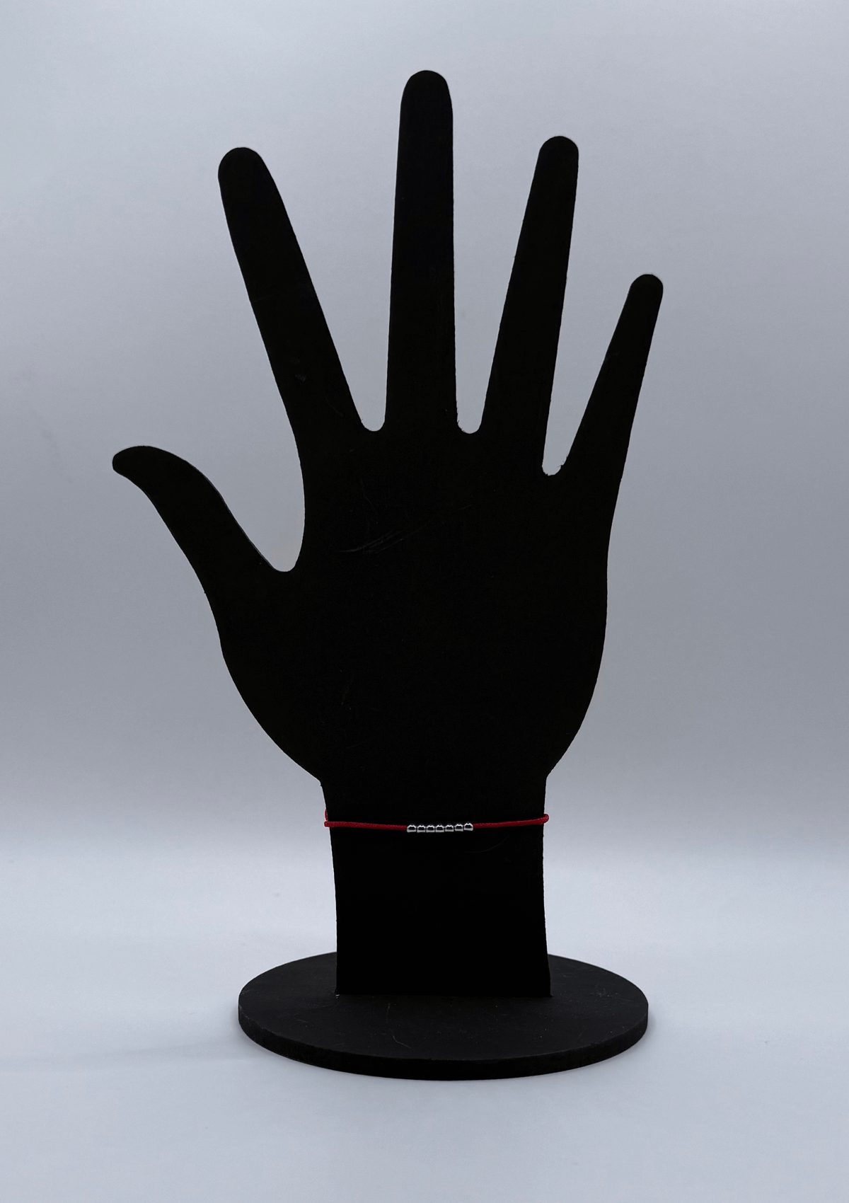 Pulsera ajustable de hilo rojo con balines